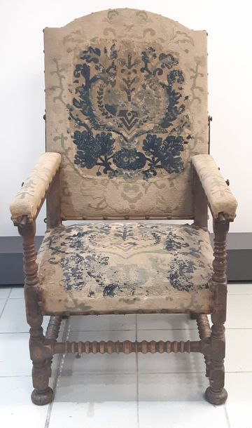 FAUTEUIL DIT DE MALADE
le haut dossier à...