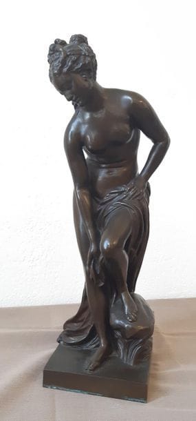 D'après Charles ALLEGRAIN
Vénus au bain
Bronze...