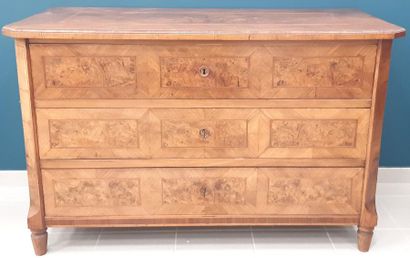 TRAVAIL FRANCAIS XIXème SIECLE
Commode en...