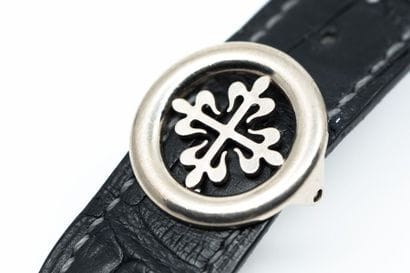 PATEK PHILIPPE 
CALATRAVA 6000G
Montre boîtier...