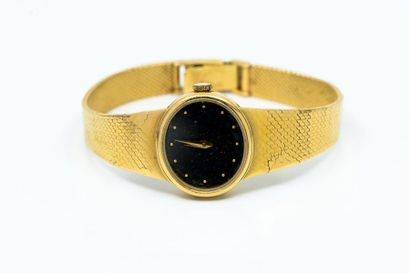 OMEGA
Montre bracelet de dame en or jaune...