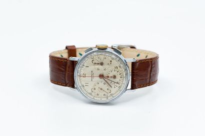 MARVIN 
Chronographe triple cadran gris anthracite...