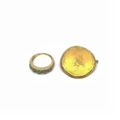 LOT comprenant :
Broche circulaire en or...