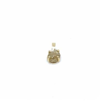 PENDENTIF 
en or jaune 750° ornée d'un diamant...