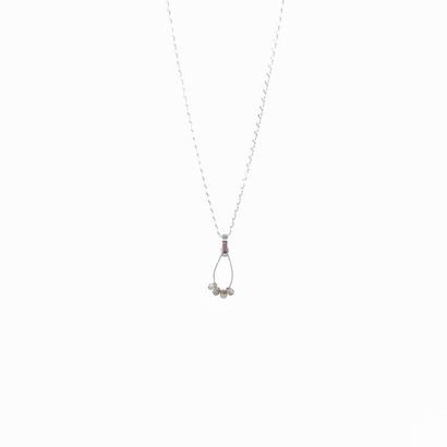 CHAINE en argent 925 accompagné d'un pendentif...