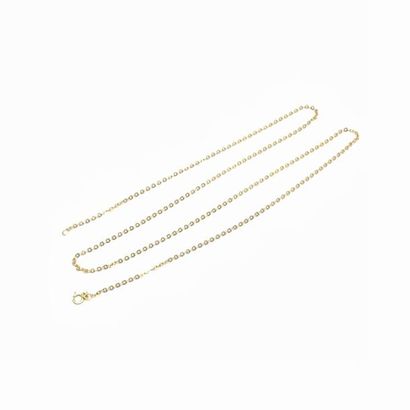 CHAINE 
en or jaune 750°
Poids : 6,19 g