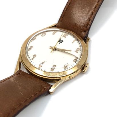 LIP 
Montre bracelet, boîtier or 
Mouvement...