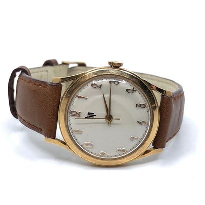 LIP 
Montre bracelet, boîtier or 
Mouvement...