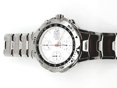 YEMA 
Montre bracelet en acier chronomètre,...