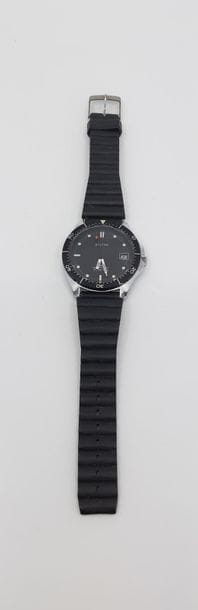 KELTON 
Montre bracelet, boîtier rond fond...