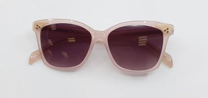 MAJE
PAIRE de lunettes de soleil rose
