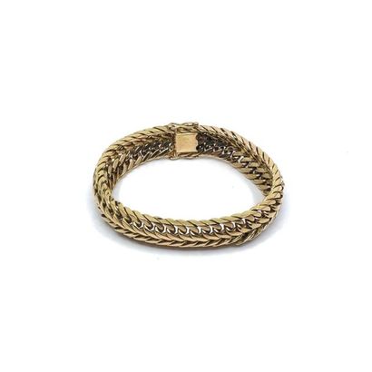 BRACELET en or jaune 750° 
Poids : 79,82...