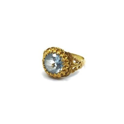 BAGUE en or jaune 750° ornée d'une aigue-marine...