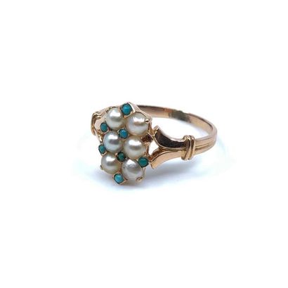 BAGUE en or rose 750° ornée de perles et...