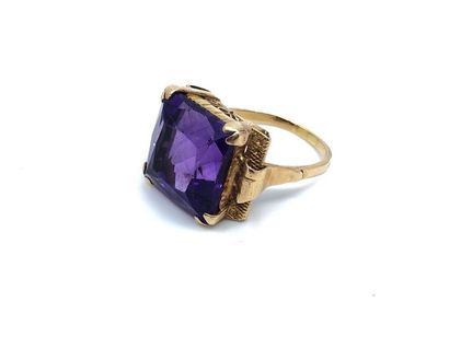BAGUE à enroulement en or jaune 750° ornée...