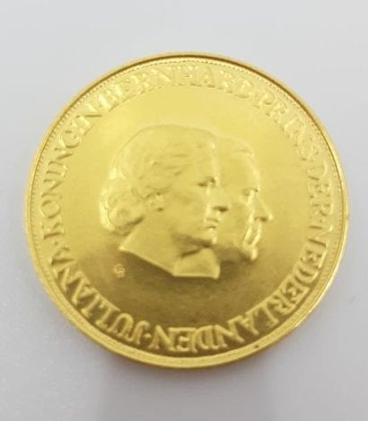 Rare médaille commémorative 
25e anniversaire...
