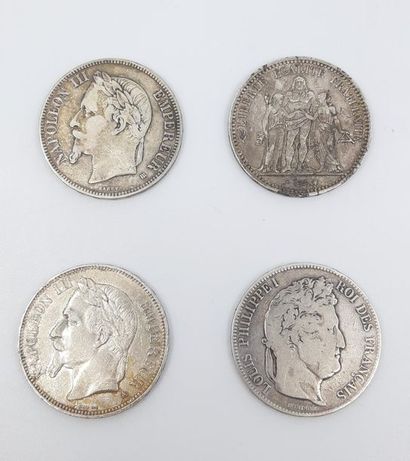 Lot de deux pièces de cinq francs en argent...