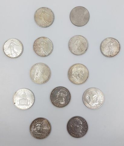 Lot de sept pièces en argent de 100 francs,...