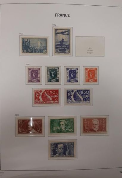 France album DAVO N°1, 1900 to 1950 incomplete...
