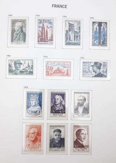 A DAVO album with stamps of France from 1951...