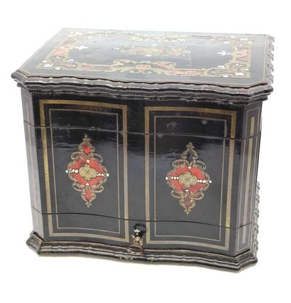 COFFRET D'EPOQUE NAPOLEON III à bijoux en...