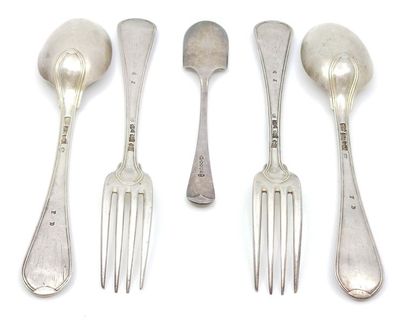 PAIRE DE COUVERTS de table en argent modèle...
