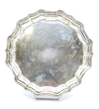 PLATEAU en argent 925 rond tripodes à motifs...