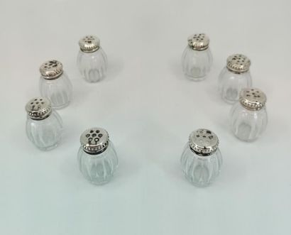 CARDEILHAC
SUITE DE HUIT SALERONS en verre...