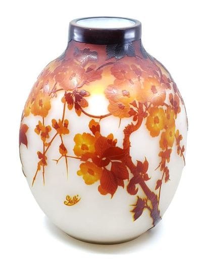 Emile GALLE (1846-1904)
Vase carré côtés...