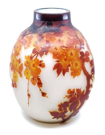 Emile GALLE (1846-1904)
Vase carré côtés...