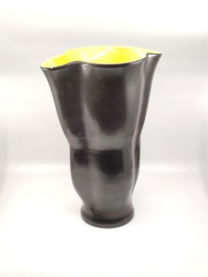 Léon ELCHINGER (1871-1942)
IMPORTANT vase...