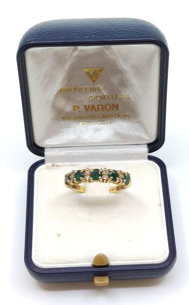 HALF-ALLIANCE in 750° yellow gold decorated...