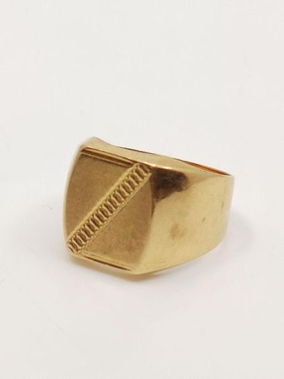 HORSE HORSE in 750°
yellow gold Weight: 9.10...