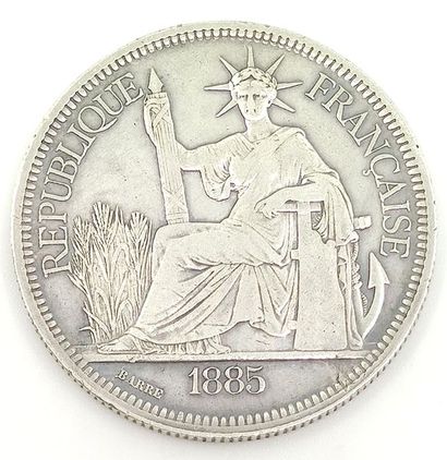 PIASTRE de commerce Indochinois en argent...