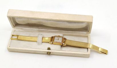 OMEGA 
Montre bracelet de dame, boîtier rectangulaire,...