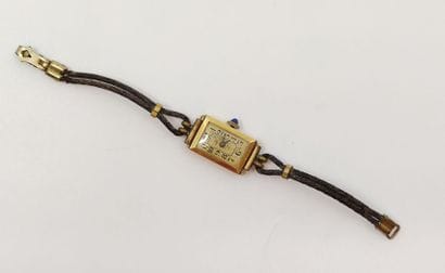 MONTRE bracelet de dame, boîtier or 750°...