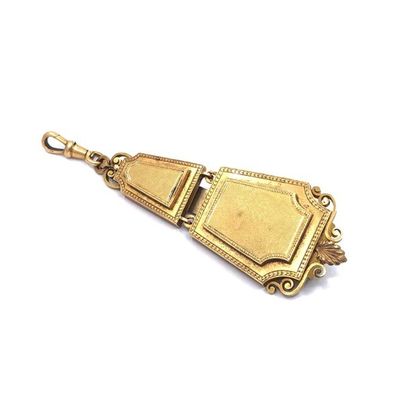 CHATELAINE in 750° yellow gold 
Weight: 19.35...