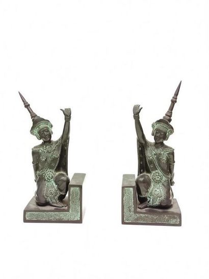 ASIAN WORK XXth CENTURY
Pair of bronze bookends...