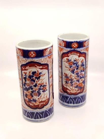 WORK at the end of the 19th century
Pair...