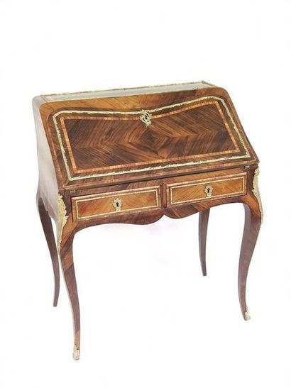 Sloping desk in rosewood and light wood marquetry...