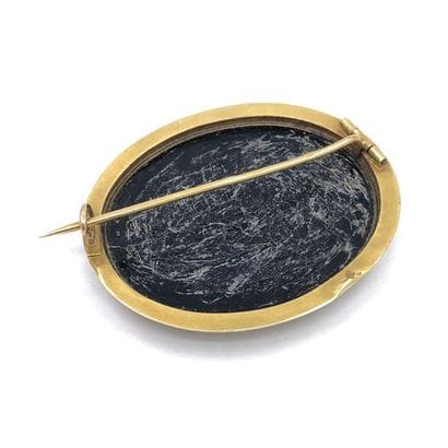 SPINDLE 
in micromosaic on onyx (breaks)...