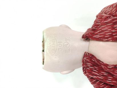 UNIS France-
Porcelain doll head mould 301,...