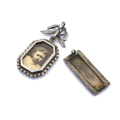 BATCH comprising:
PENDANT octagonal silver...