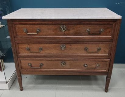 Louis XVI style COMMODE in walnut opening...