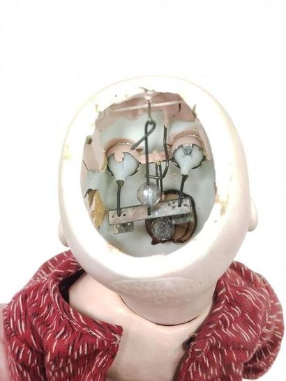 UNIS France-
Porcelain doll head mould 301,...