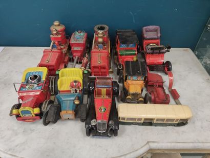 JAPAN Made in
Ten vehicles made of enamelled...