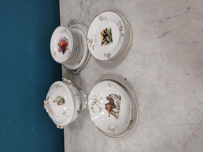 LIMOGES M REDON (1891-1906)
Part of a dinette...