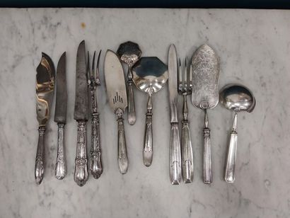 SILVER METAL LOT of matching items including:
Cutting...