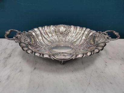 Fruit basket in silver plated metal with...