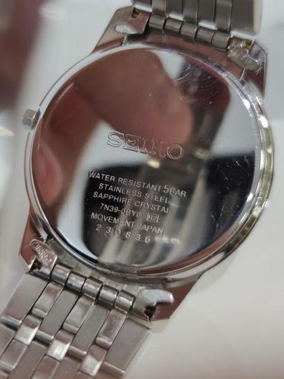 SEIKO
Bracelet watch, 37mm stainless steel...